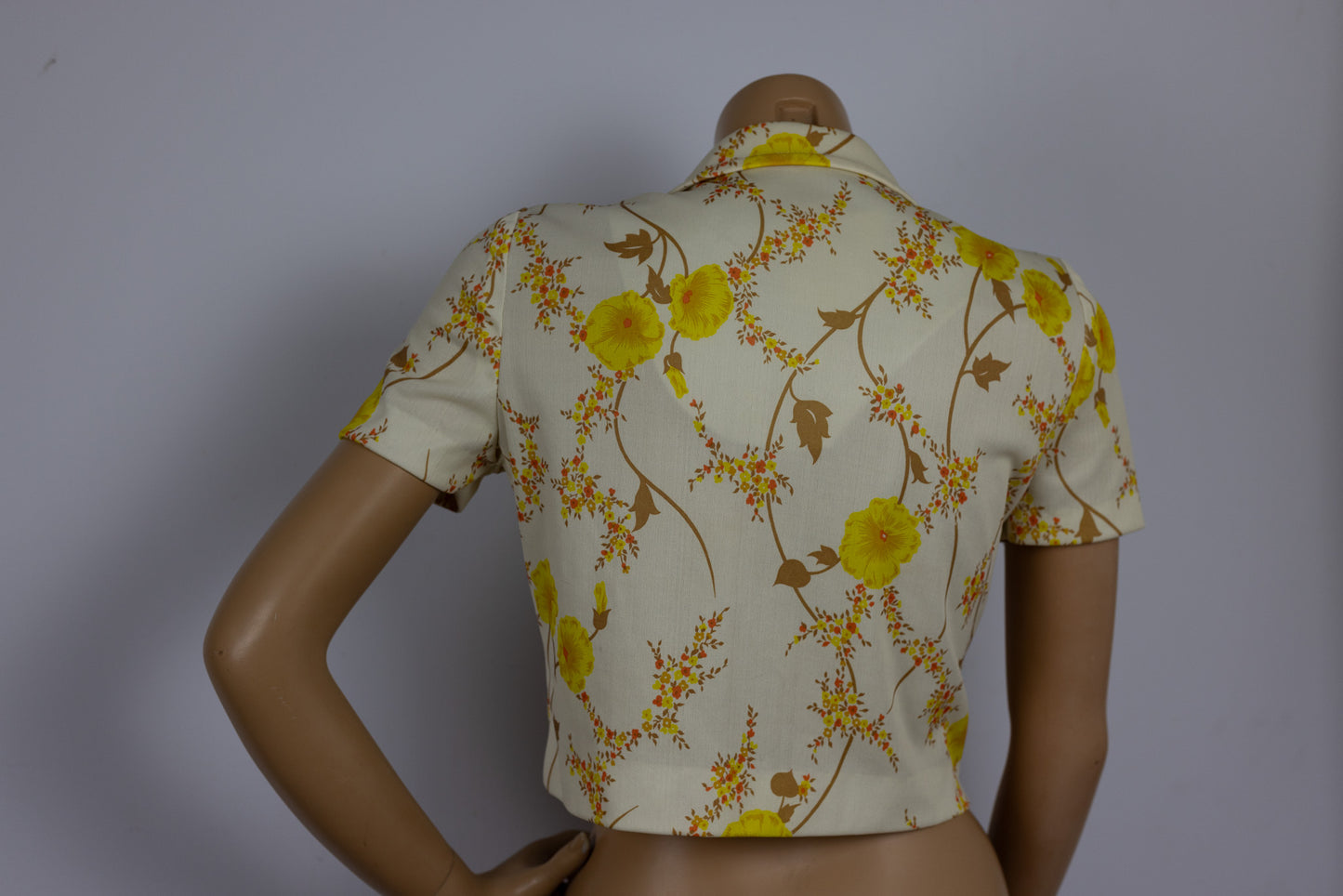 Short Sleeve Cropped Yellow Floral Blouse